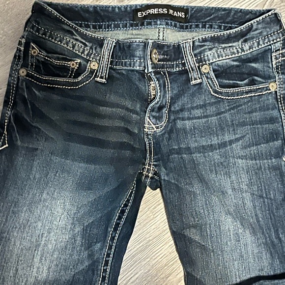 Express 5 pocket boot cut jeans in 2S - Picture 3 of 3